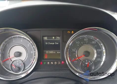 2015 Chrysler Town & Country Touring z USA, uszkodzony, nr VIN 2C4RC1BGXFR743018